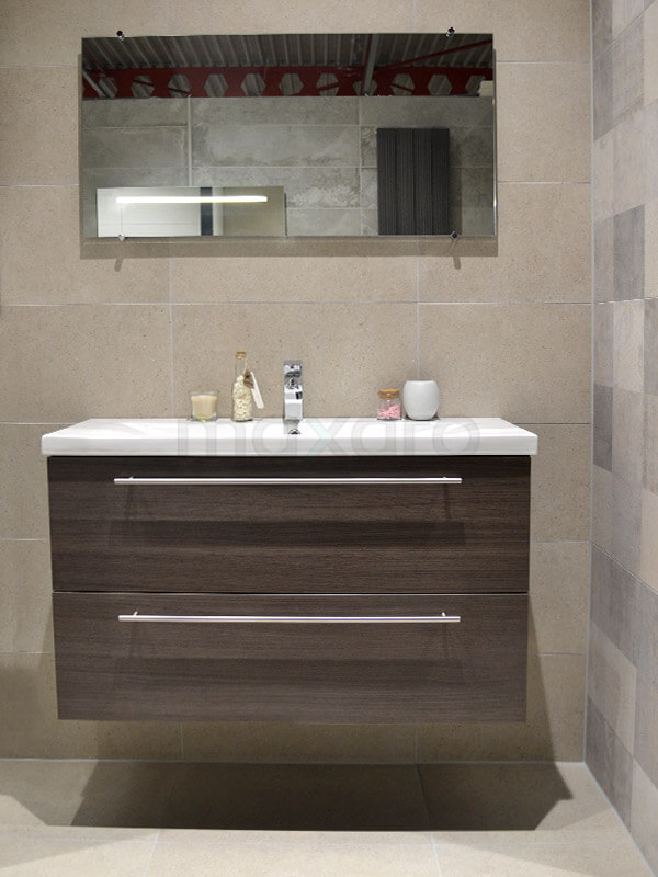 Fonkelnieuw Natuursteen decor badkamer met bruine badkamermeubel | Maxaro BN-57
